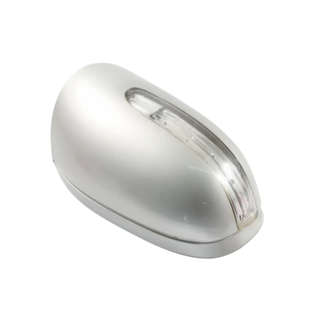 Couvercle Boîtier Rétroviseur Droit Argent Brillant 9744 pour Mercedes W203 à propos du numéro de pièce A2038110460 Mercedes W203 Couvercle Boîtier Rétroviseur Droit Argent Brillant 9744 - SKU A2038110460-BRS - Numéro de pièce A2038110460