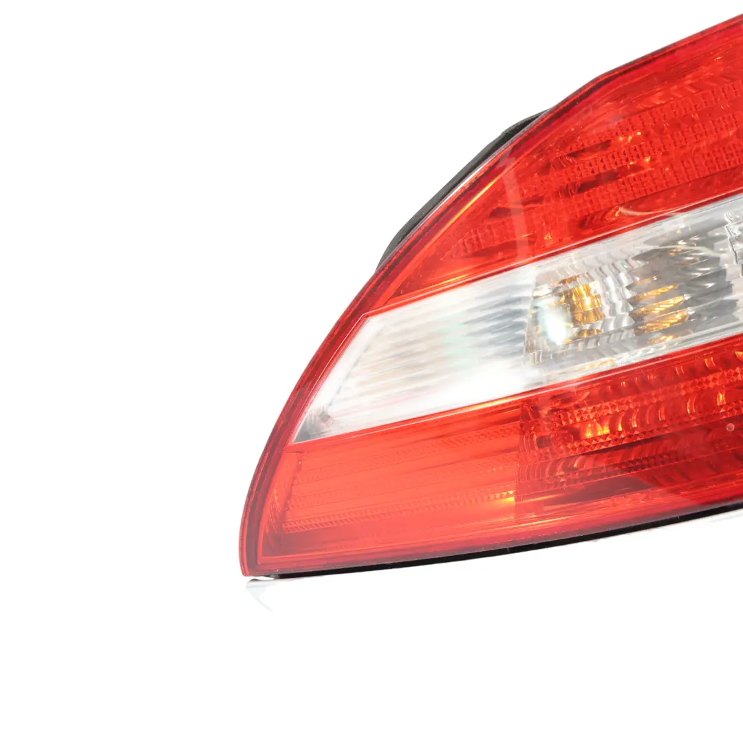 Mercedes CL203 Luz Trasera Piloto Derecho Plata Iridio 775 - SKU A2038204864-IRS - Número de pieza A2038204864