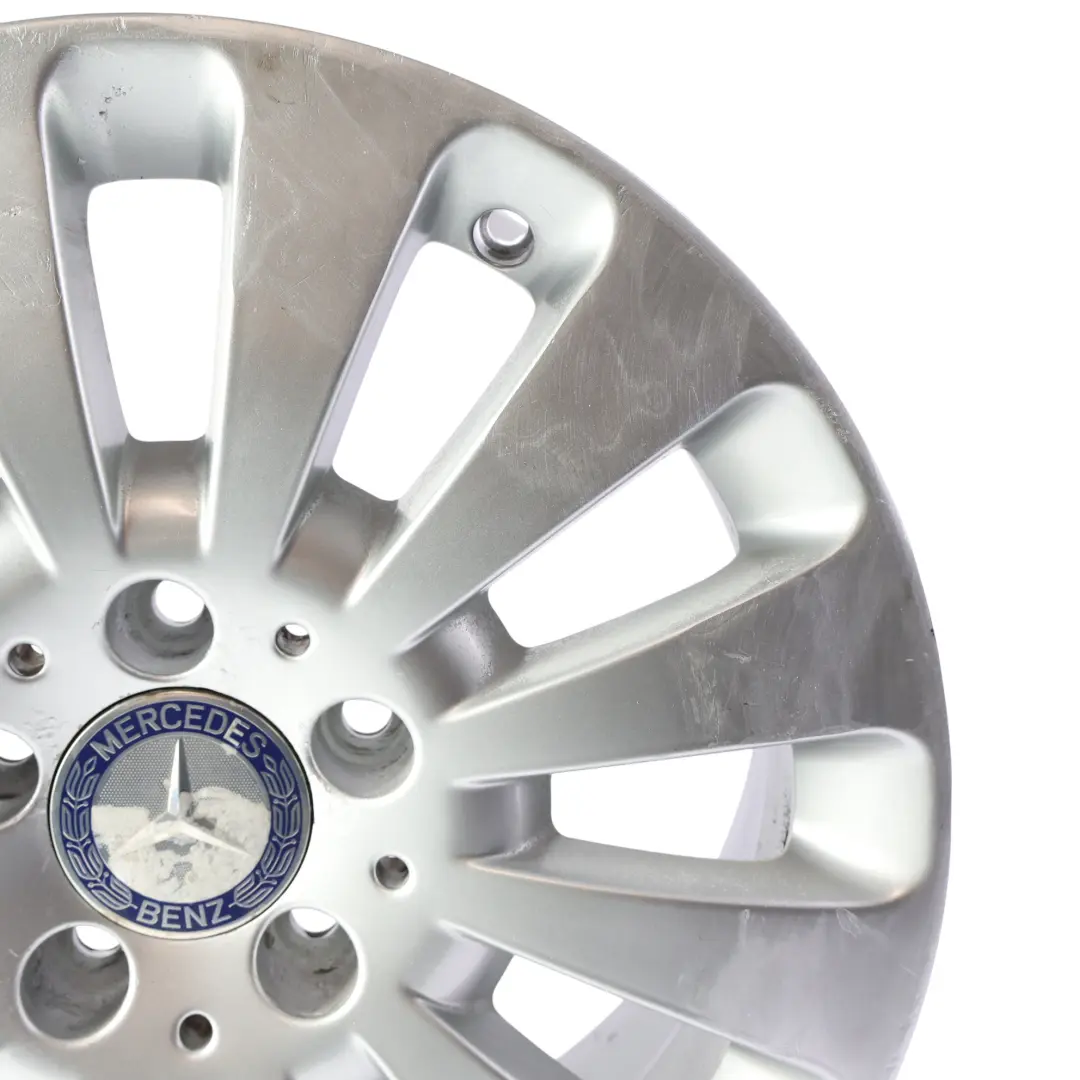 Jante Alliage Argent Mercedes W204 16" 7J ET:43 12 Trous - SKU A2044010602-1 - Numéro de pièce A2044010602