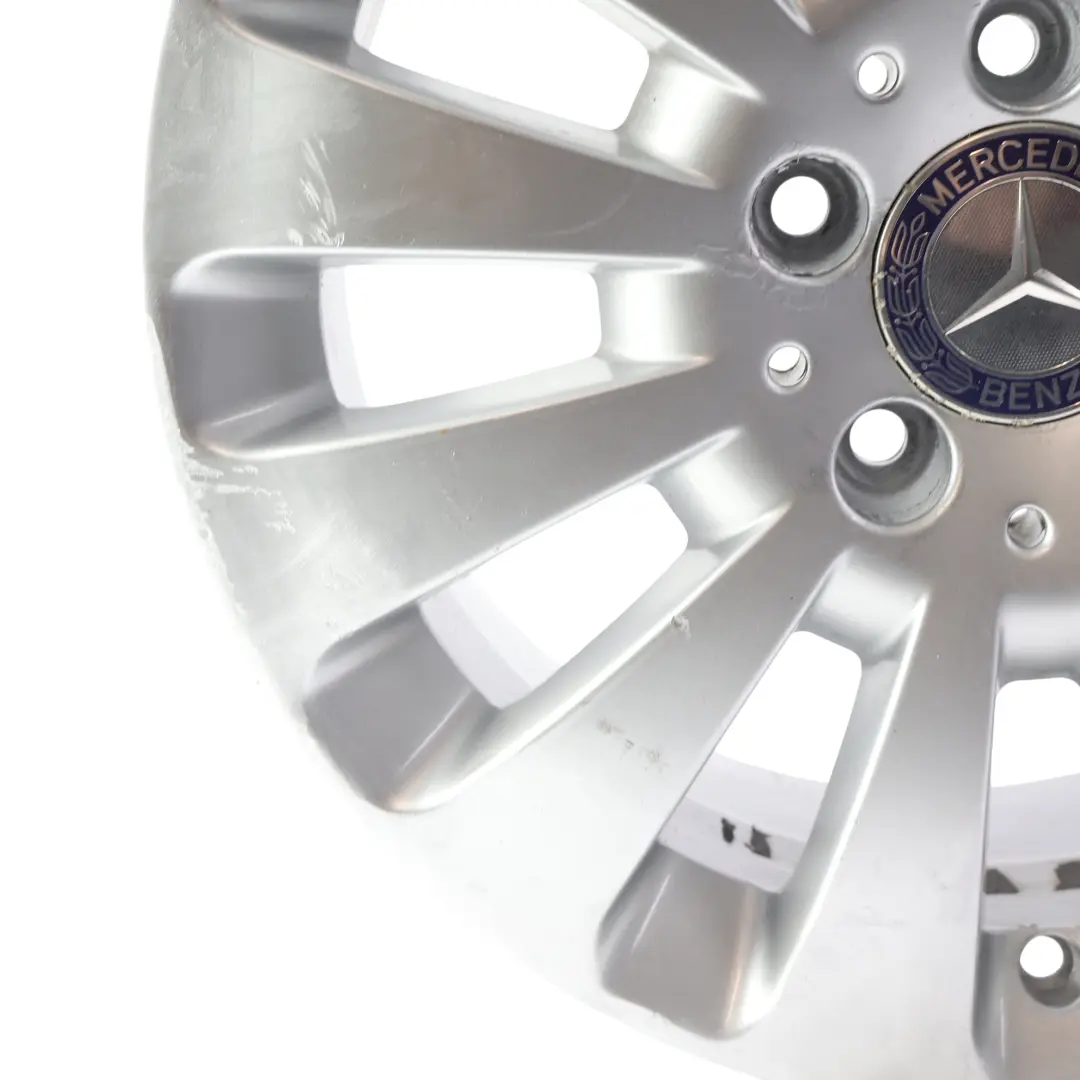 Mercedes W204 jante alliage argent disque 12 trous 16" 7J ET:43 - SKU A2044010602 - Numéro de pièce A2044010602