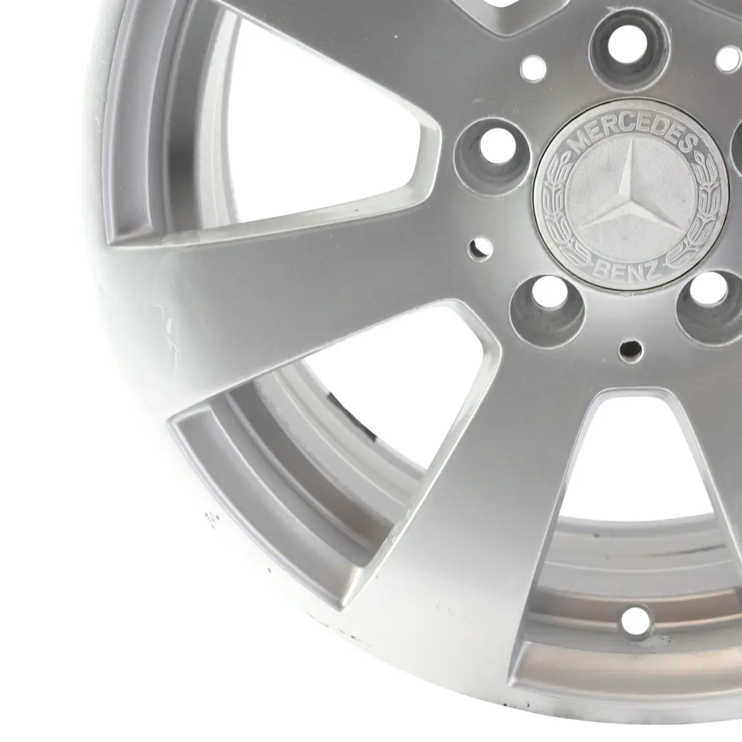 Jante De Roue Argent 7 Trous Alliage 16" ET:43 7J pour Mercedes W204 à propos du numéro de pièce A2044011102 Mercedes W204 Jante De Roue Argent 7 Trous Alliage 16" ET:43 7J - SKU A2044011102-1 - Numéro de pièce A2044011102