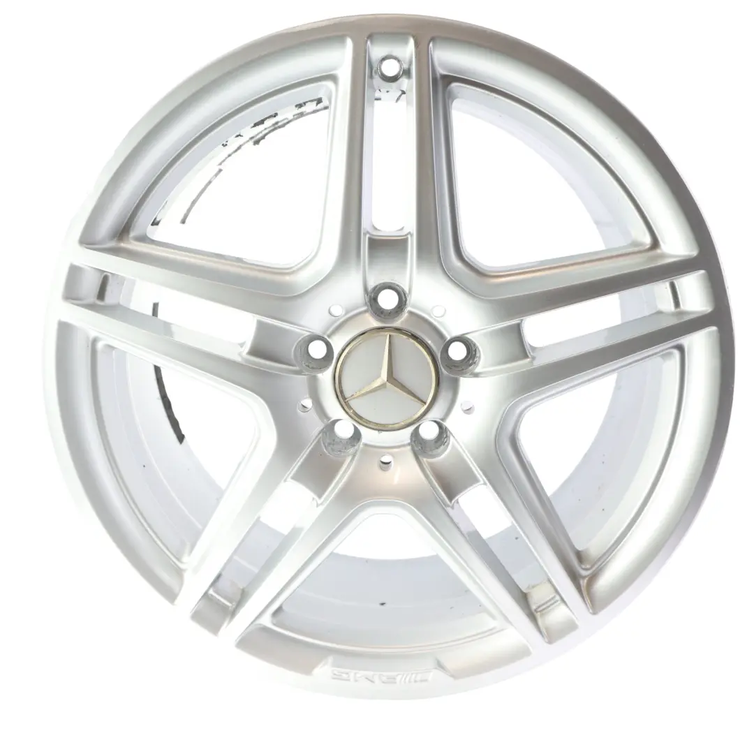 Llanta Delantera De Aleación Plateada 18" ET:50 8J para Mercedes W204 AMG con número de pieza A2044014102 Mercedes W204 AMG Llanta Delantera De Aleación Plateada 18" ET:50 8J - SKU A2044014102-3 - Número de pieza A2044014102