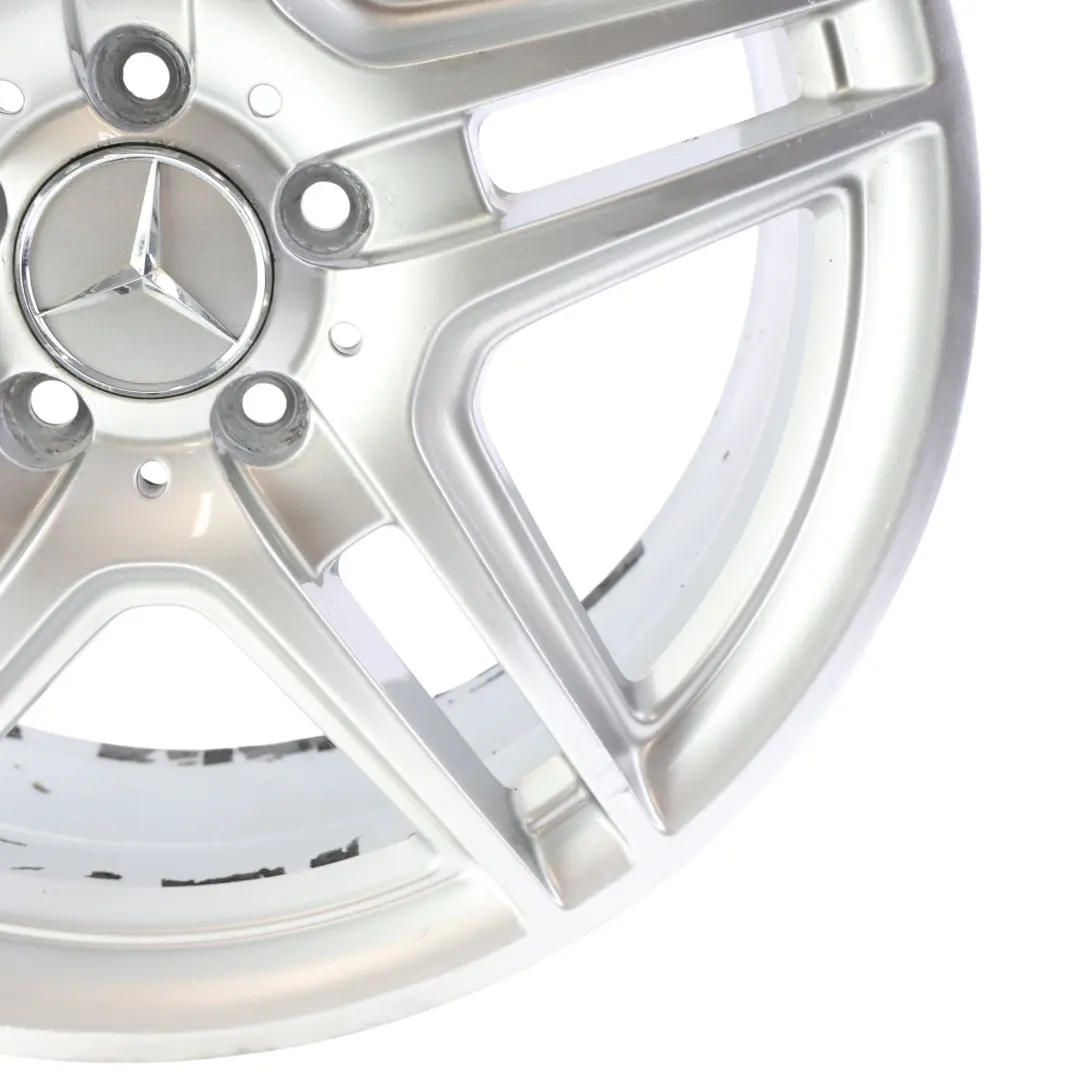 Felga Aluminiowa Srebrna Przód 18" ET:50 8J do Mercedes W204 AMG o numerze A2044014102 Mercedes W204 AMG Felga Aluminiowa Srebrna Przód 18" ET:50 8J - SKU A2044014102-4 - Numer Części A2044014102
