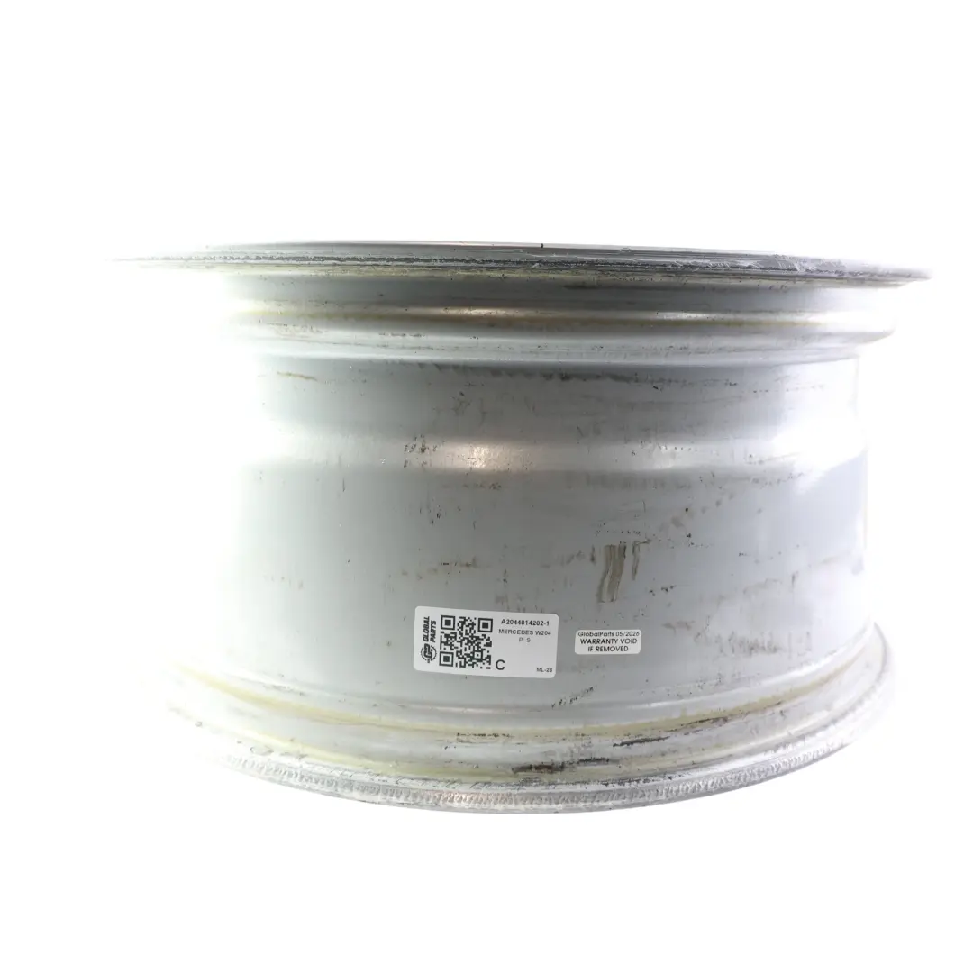 Leicht metall felge hinten silber 18" 8,5J ET:54 für Mercedes W204 AMG mit Teilenummer A2044014202 Mercedes W204 AMG Leicht metall felge hinten silber 18" 8,5J ET:54 - SKU A2044014202-1 - Teilenummer A2044014202