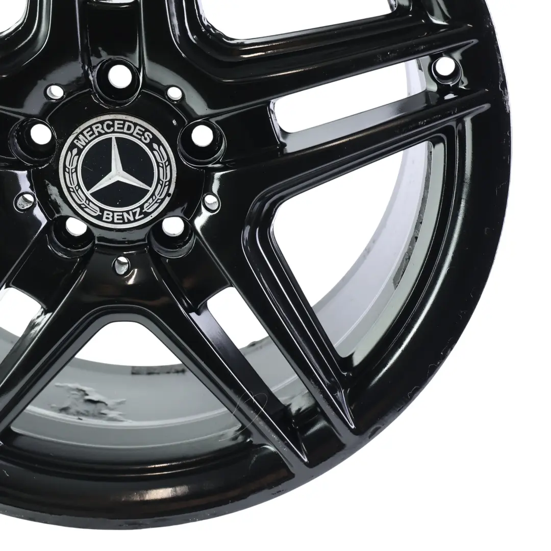 Czarna Felga Aluminiowa 18" 8,5J ET:54 do Mercedes W204 AMG o numerze A2044014202 Mercedes W204 AMG Czarna Felga Aluminiowa 18" 8,5J ET:54 - SKU A2044014202-5 - Numer Części A2044014202
