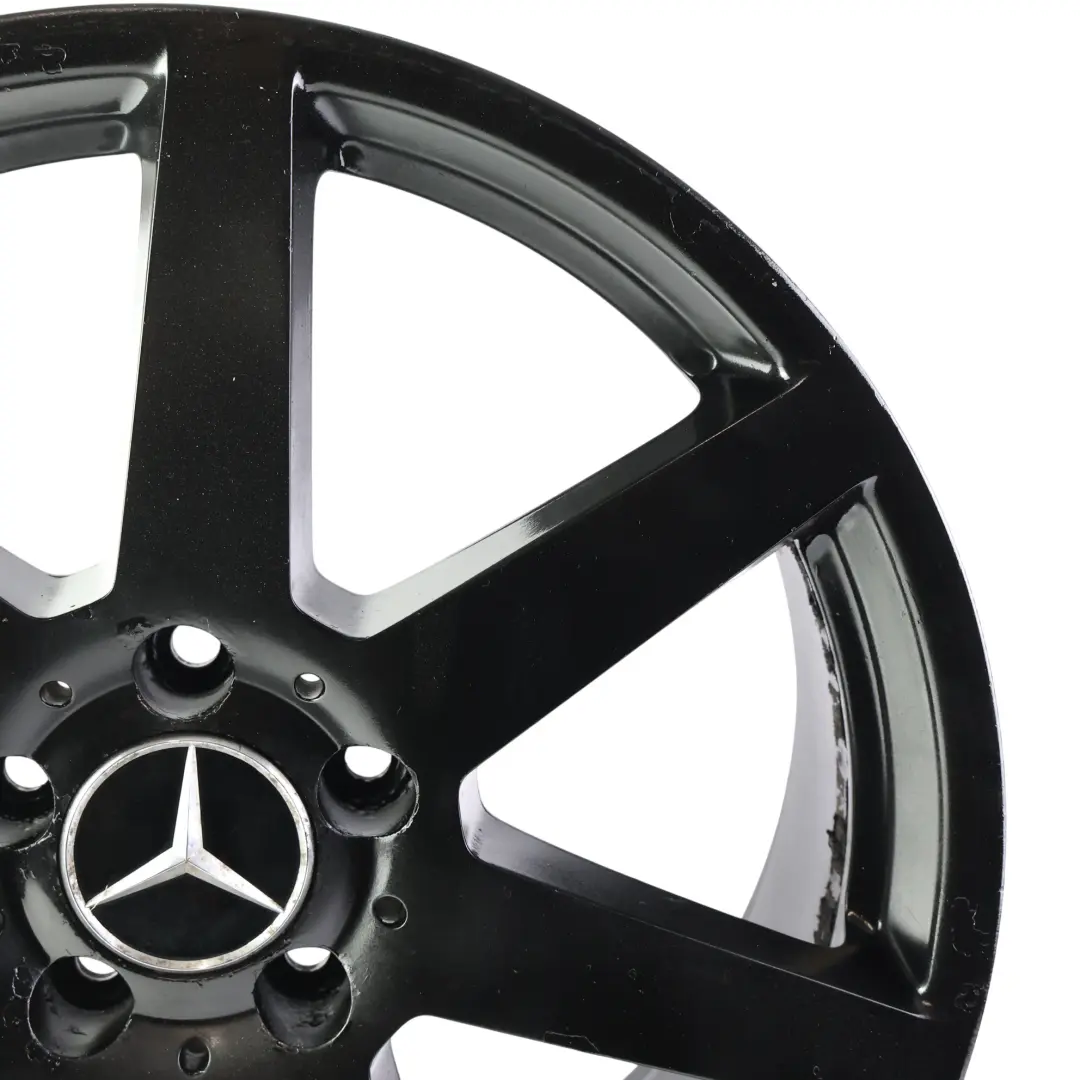 Llanta aleación negra delantera 7 radios 18" 8J ET:50 para Mercedes W204 con número de pieza A2044019802 Mercedes W204 Llanta aleación negra delantera 7 radios 18" 8J ET:50 - SKU A2044019802-4 - Número de pieza A2044019802