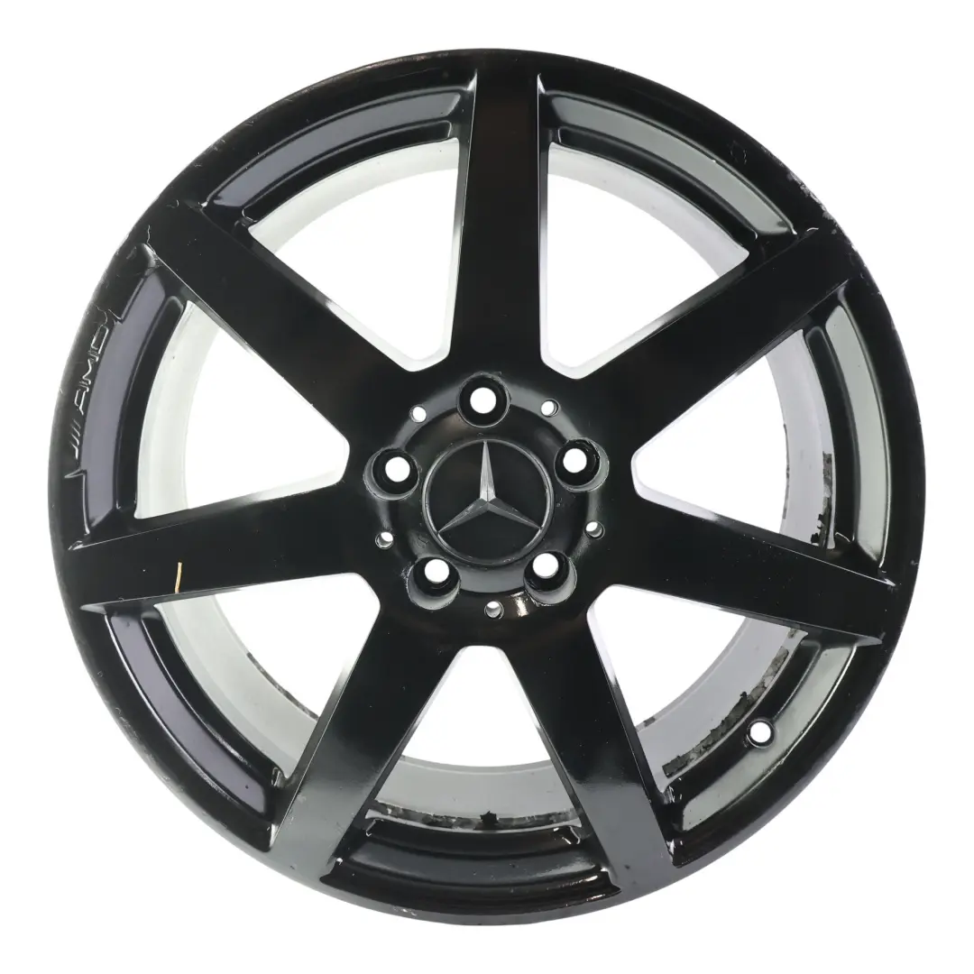 Jante alliage noir à 7 branches à l'avant 18" 8J ET:50 pour Mercedes W204 à propos du numéro de pièce A2044019802 Mercedes W204 Jante alliage noir à 7 branches à l'avant 18" 8J ET:50 - SKU A2044019802-5 - Numéro de pièce A2044019802