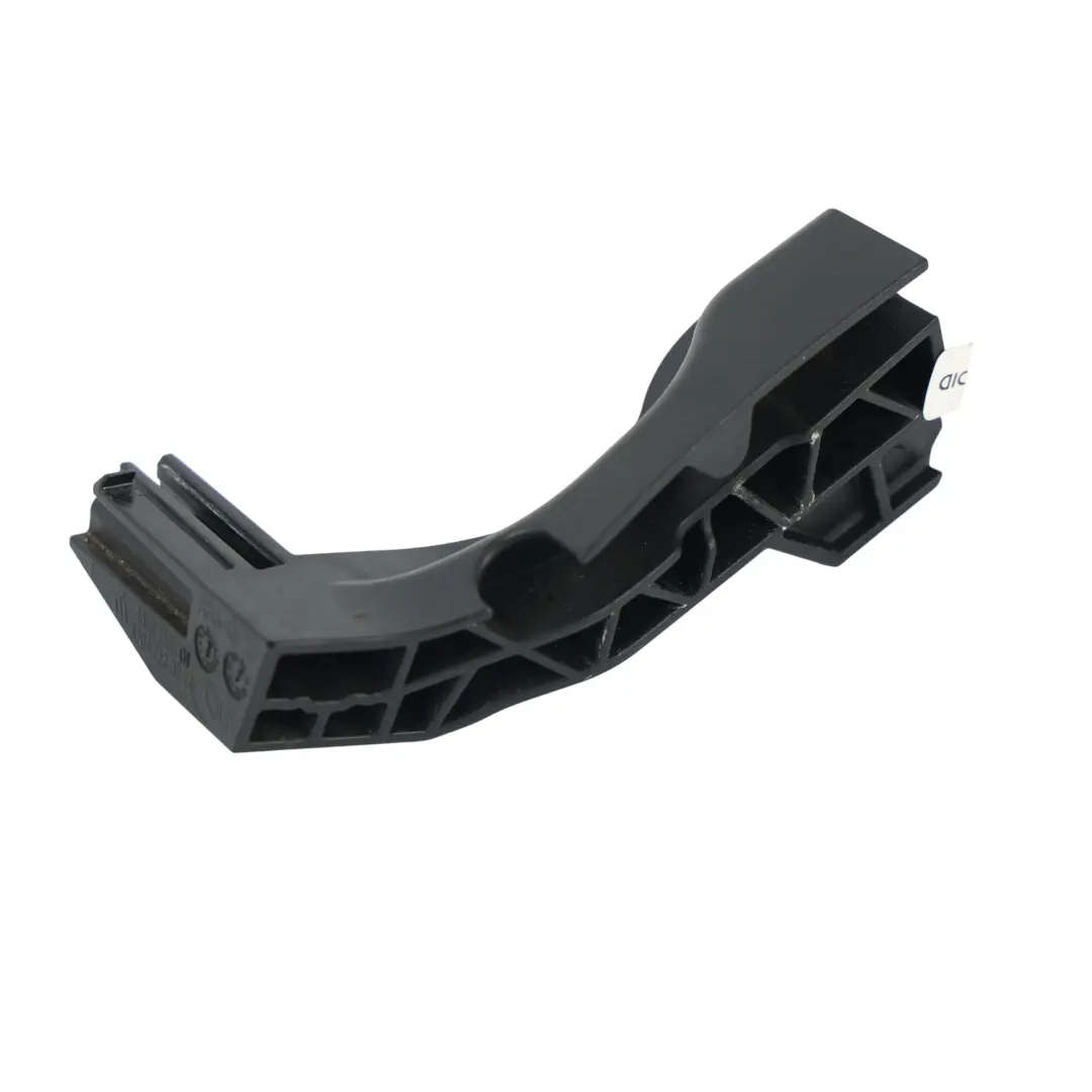 Supporto Serratura Porta Anteriore Sinistra per Mercedes C204 W204 con numero di parte A2047230914 Mercedes C204 W204 Supporto Serratura Porta Anteriore Sinistra - SKU A2047230914 - Numero di parte A2047230914