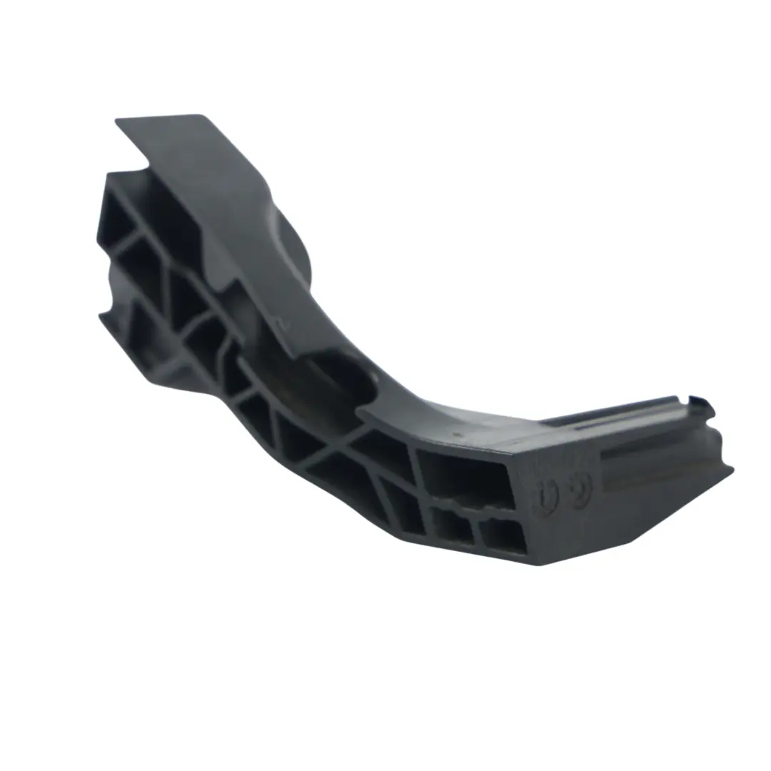 Mercedes W204 Soporte Cerradura Puerta Delantera Derecha - SKU A2047231014 - Número de pieza A2047231014