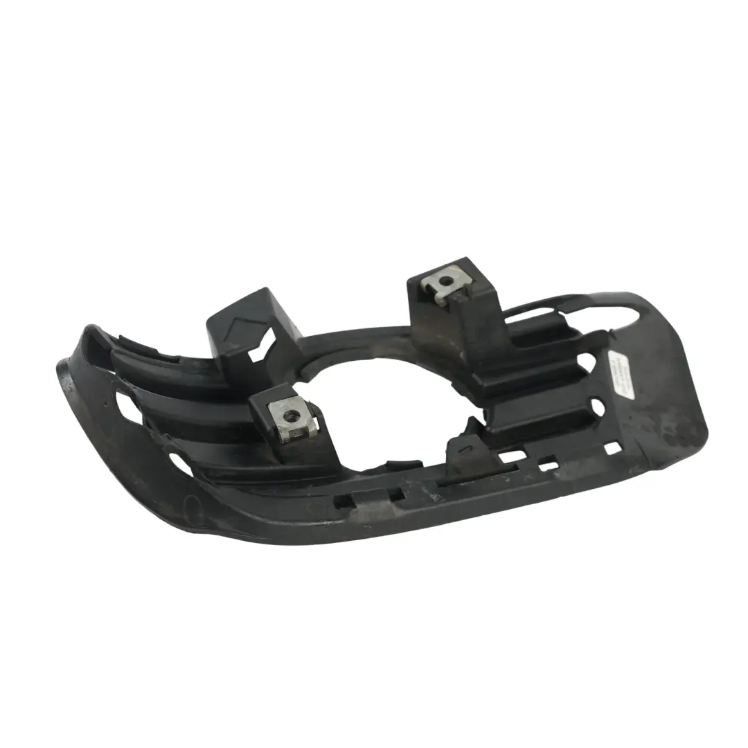 Grille Cache Antibrouillard Pare-Chocs Avant Droit pour Mercedes W204 à propos du numéro de pièce A2048850223 Mercedes W204 Grille Cache Antibrouillard Pare-Chocs Avant Droit - SKU A2048850223-2 - Numéro de pièce A2048850223