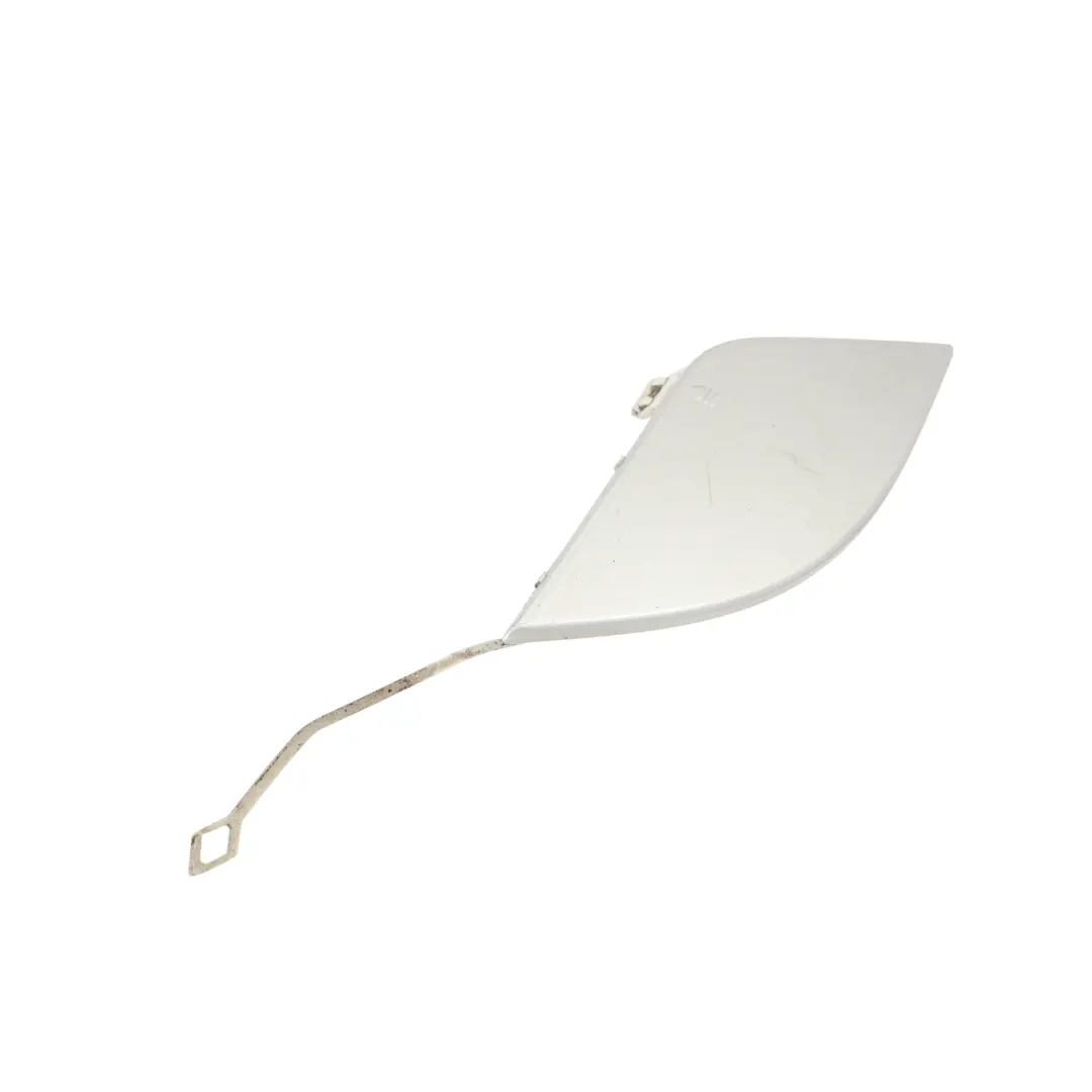 Copri Gancio Traino Posteriore Argento Iridium Metallizzato 775 per Mercedes W204 con numero di parte A2048850823 Mercedes W204 Copri Gancio Traino Posteriore Argento Iridium Metallizzato 775 - SKU A2048850823-IRS1 - Numero di parte A2048850823