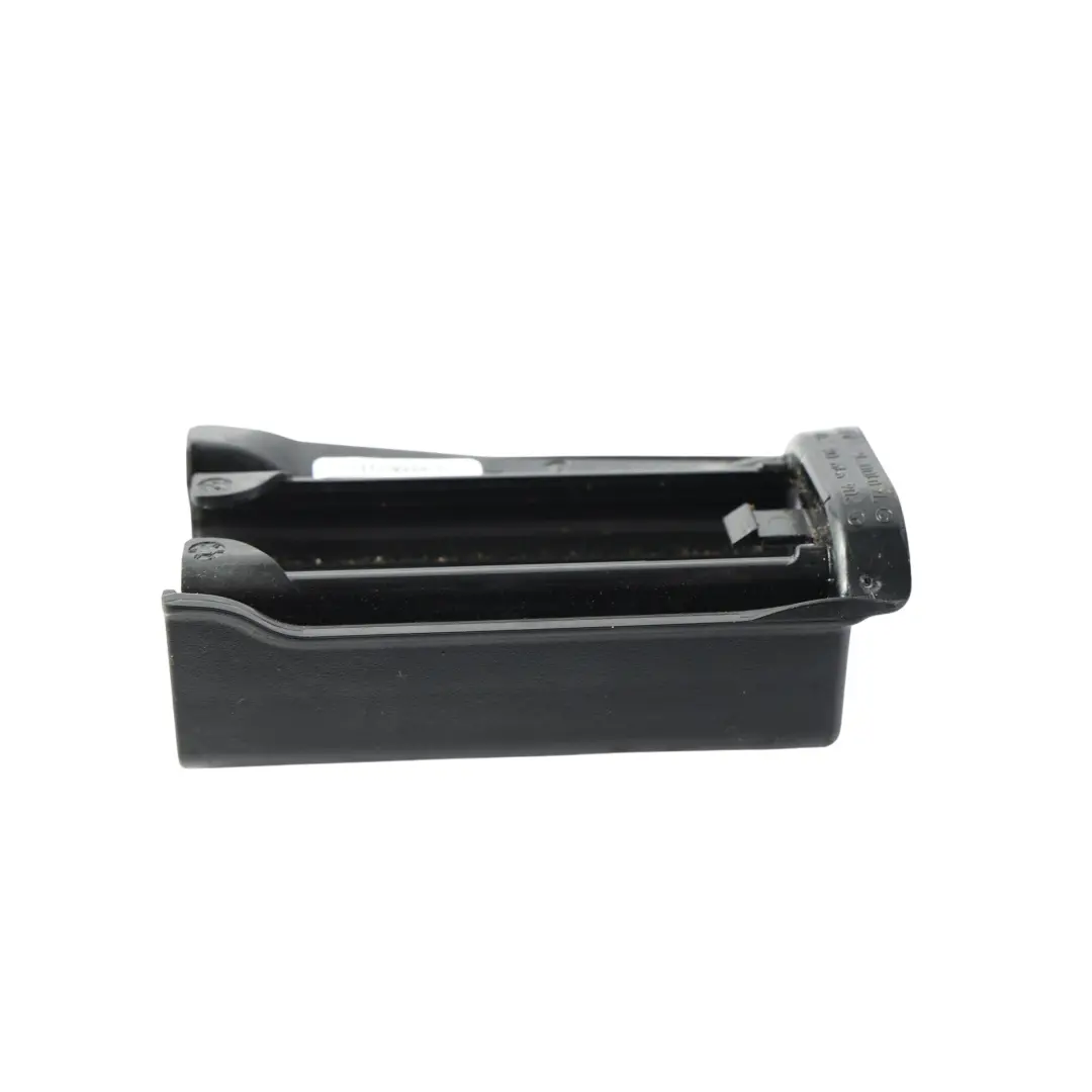 Panel Cubierta Riel Asiento Delantero Derecho para Mercedes W204 con número de pieza A2049190420 Mercedes W204 Panel Cubierta Riel Asiento Delantero Derecho - SKU A2049190420 - Número de pieza A2049190420