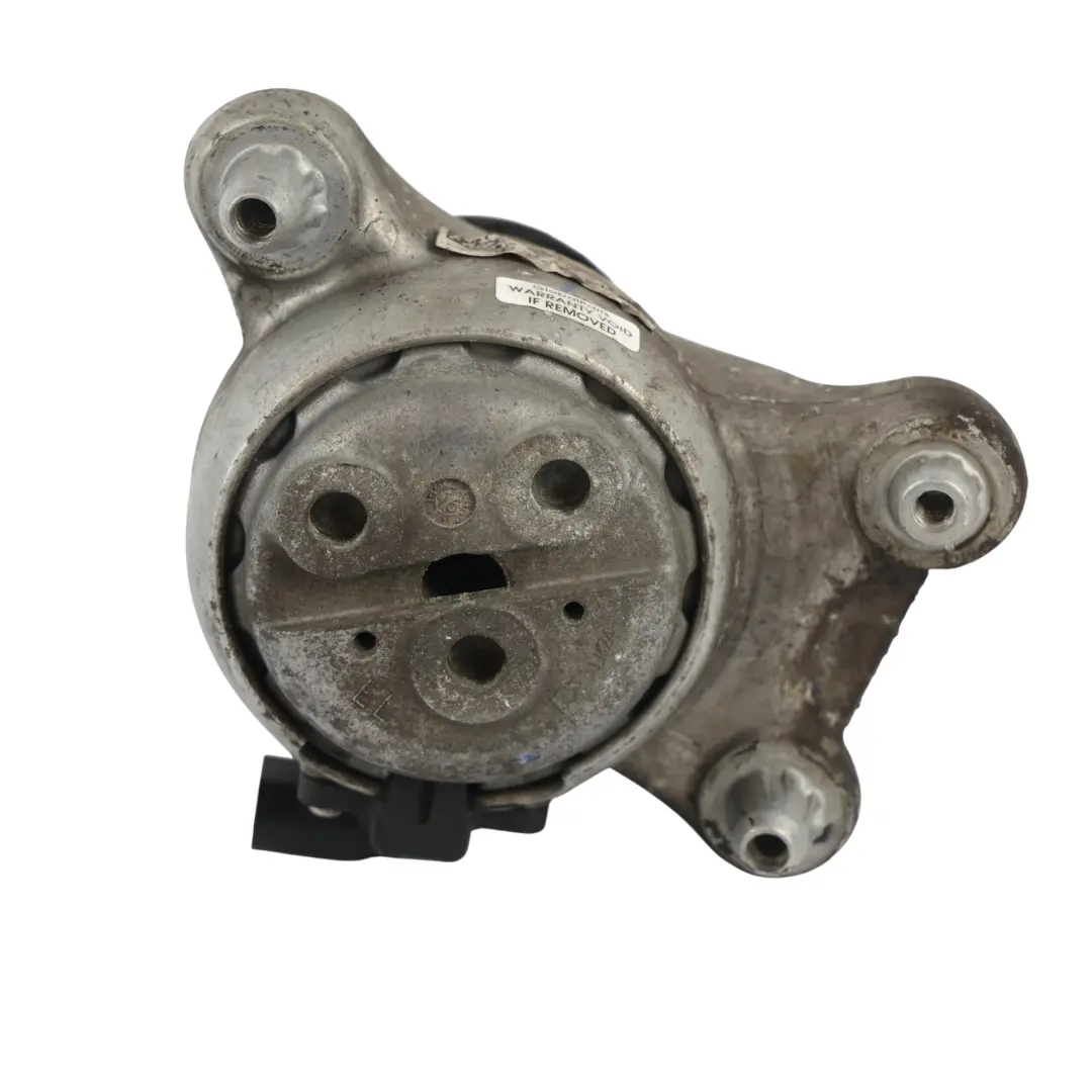 Mercedes C205 C63 AMG Supporto Motore Staffa Destro - SKU A2052408700 - Numero di parte A2052408700