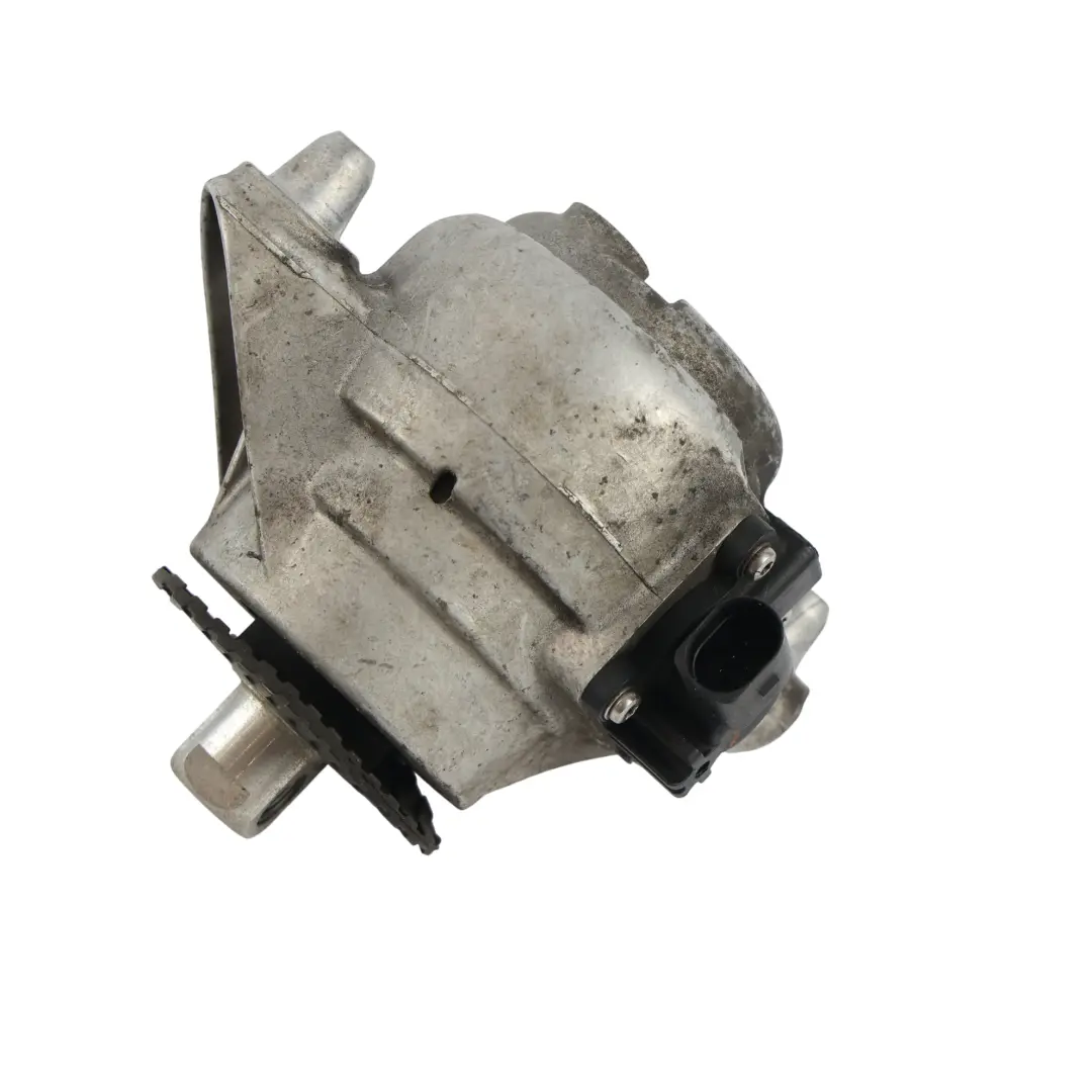 Mercedes C205 C63 AMG Support Moteur Droit - SKU A2052408700 - Numéro de pièce A2052408700