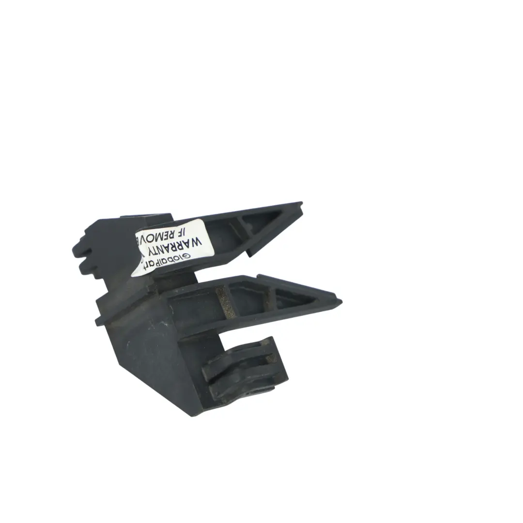 Mercedes W205 Soporte Abrazadera Tubo Manguera Refrigerante M274 - SKU A2055011400 - Número de pieza A2055011400