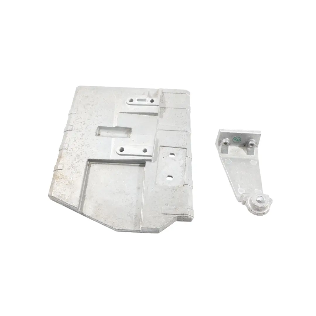 Mercedes W205 Couvercle Support Convertisseur Inverseur Batterie - SKU A2059006515-1 - Numéro de pièce A2059006515
