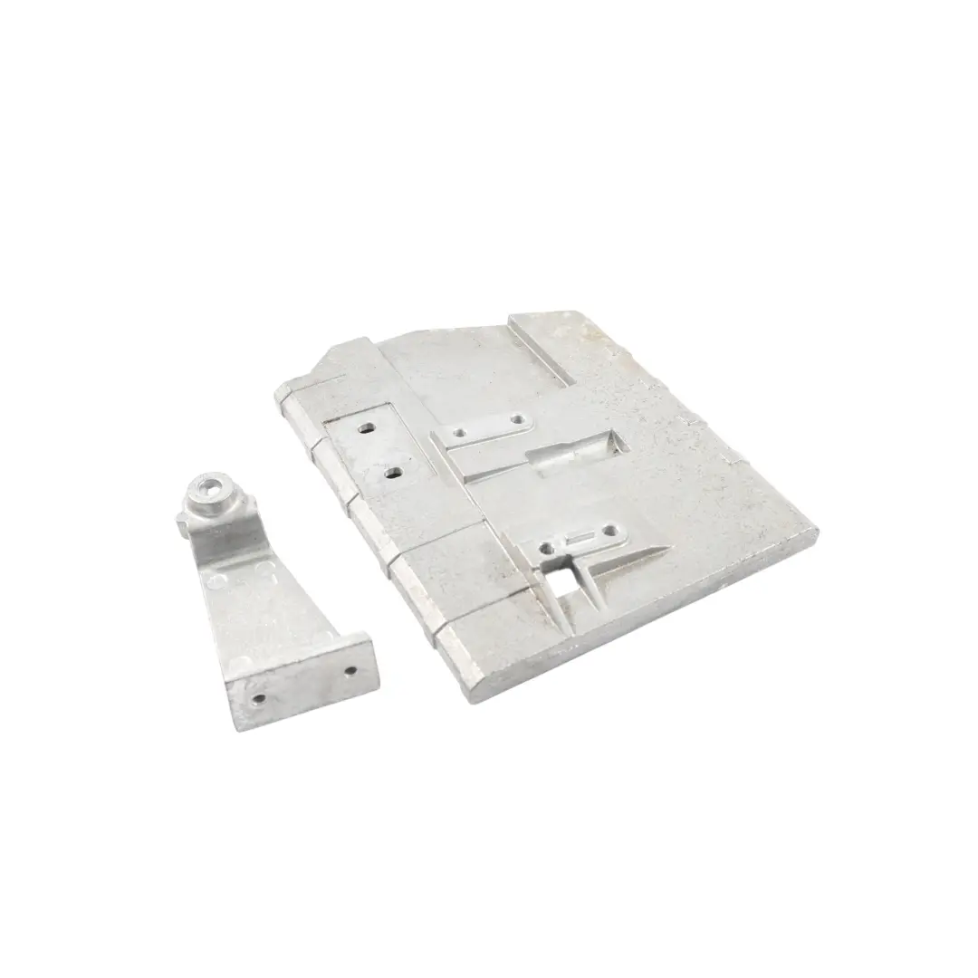 Spannungswandler Inverter Abdeckung Halterung für Mercedes W205 mit Teilenummer A2059006515 Mercedes W205 Spannungswandler Inverter Abdeckung Halterung - SKU A2059006515-1 - Teilenummer A2059006515