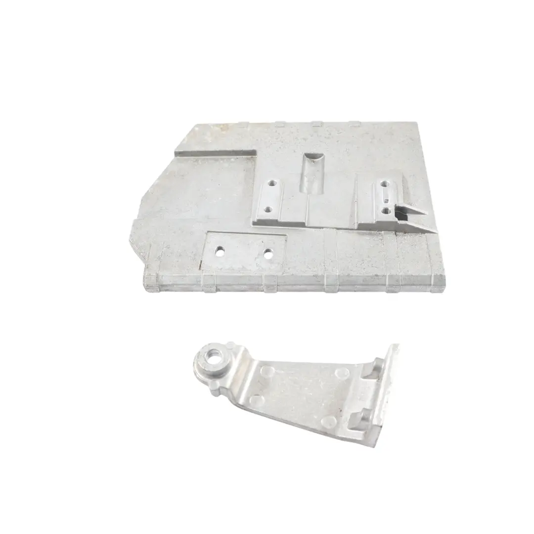 Mercedes W205 Couvercle Support Convertisseur Inverseur Batterie - SKU A2059006515-1 - Numéro de pièce A2059006515