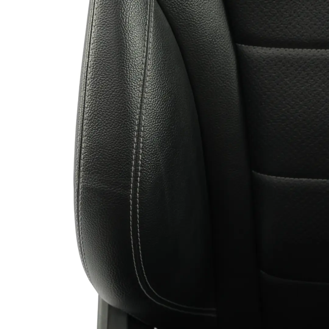 Sedile Anteriore Destro Nero Riscaldato Elettrico per Mercedes W205 S205 con numero di parte A2059102611 Mercedes W205 S205 Sedile Anteriore Destro Nero Riscaldato Elettrico - SKU A2059102611-7 - Numero di parte A2059102611