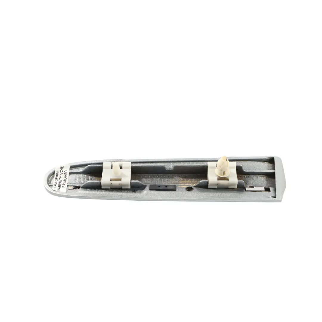 Listwa Błotnika Przednia Lewa do Mercedes A209 o numerze A2096902162 Mercedes A209 Listwa Błotnika Przednia Lewa - SKU A2096902162 - Numer Części A2096902162