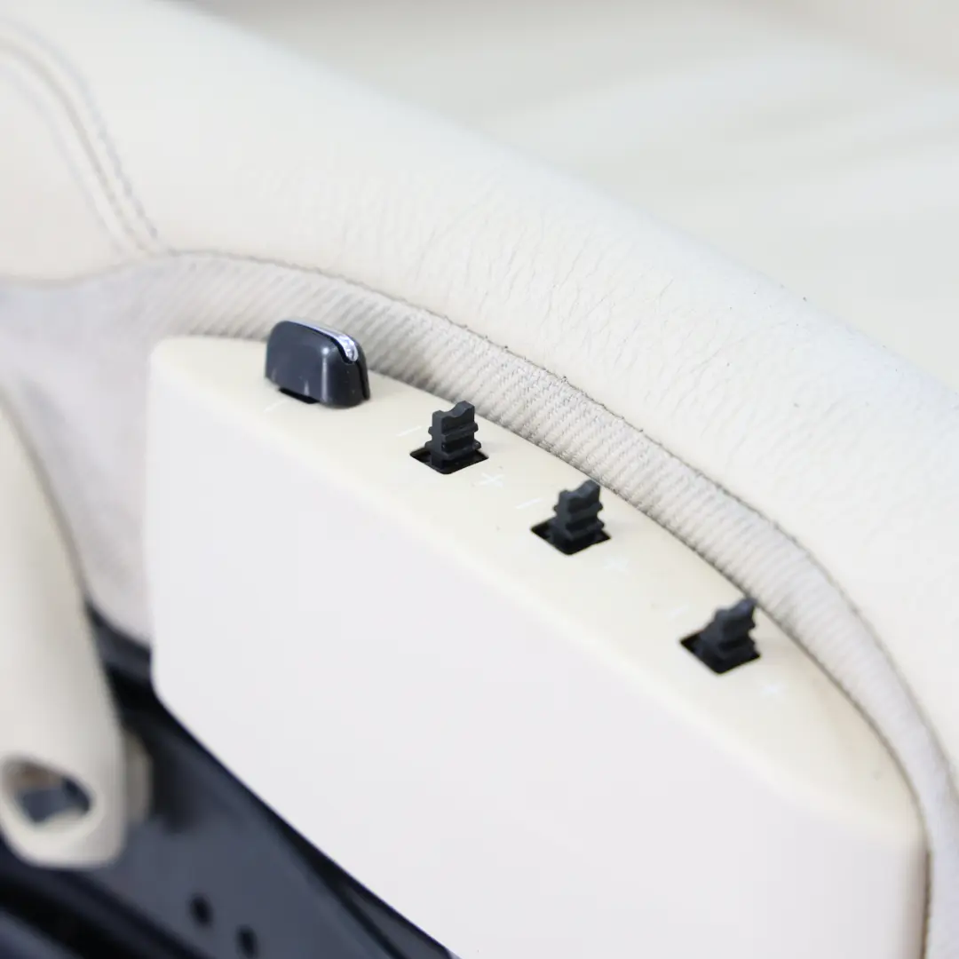 Sedile Anteriore Multi Contour Pelle Nappa Amaretta Sinistro per Mercedes A209 con numero di parte A2099106993 Mercedes A209 Sedile Anteriore Multi Contour Pelle Nappa Amaretta Sinistro - SKU A2099106993-5 - Numero di parte A2099106993