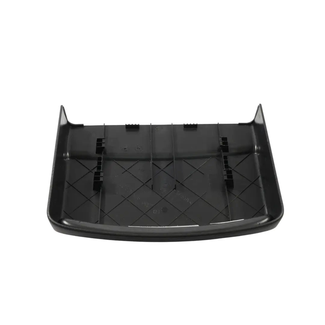 Couvre Arrêt Courant Arceau Siège Arrière Droit Noir pour Mercedes A209 à propos du numéro de pièce A2099750227 Mercedes A209 Couvre Arrêt Courant Arceau Siège Arrière Droit Noir - SKU A2099750227 - Numéro de pièce A2099750227