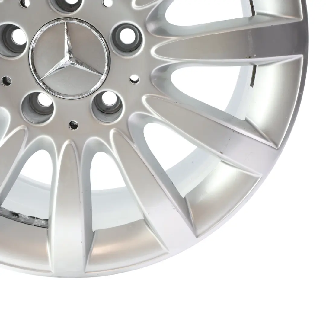 Felga Aluminiowa Srebrna 16" 7.5J ET:42 do Mercedes W211 o numerze A2114015702 Mercedes W211 Felga Aluminiowa Srebrna 16" 7.5J ET:42 - SKU A2114015702-1 - Numer Części A2114015702