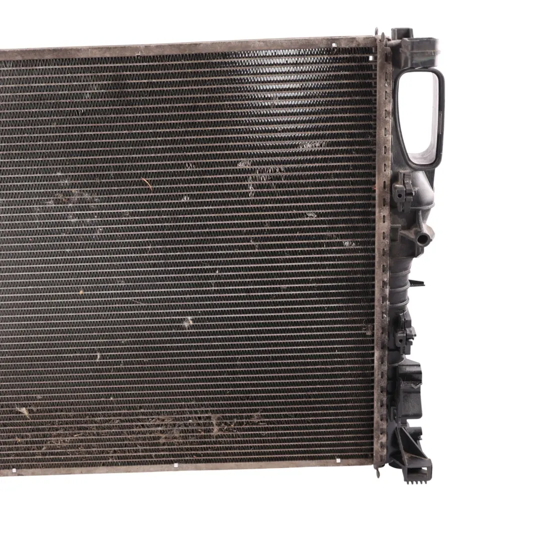 Cooling Radiator Coolant Unit Diesel to Mercedes W211 Engine with Part number A2115001302 Mercedes W211 Engine Cooling Radiator Coolant Unit Diesel - SKU A2115001302 - Part number A2115001302