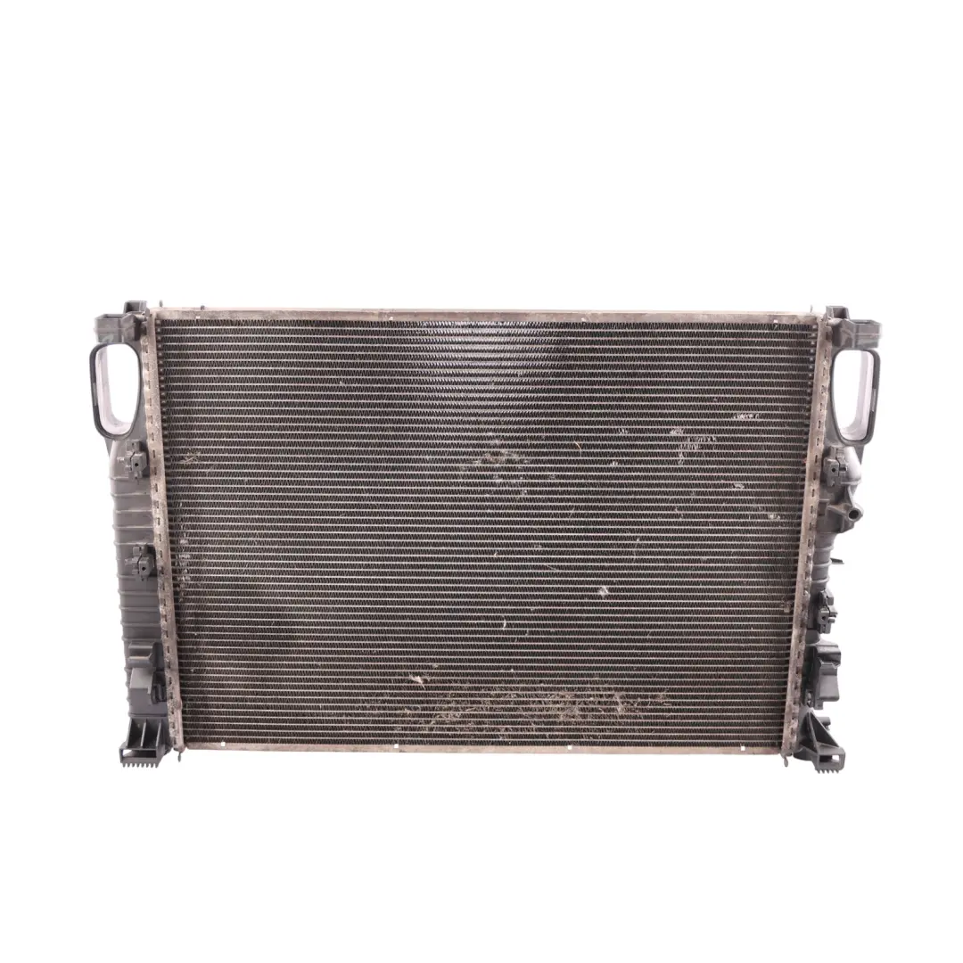Cooling Radiator Coolant Unit Diesel to Mercedes W211 Engine with Part number A2115001302 Mercedes W211 Engine Cooling Radiator Coolant Unit Diesel - SKU A2115001302 - Part number A2115001302