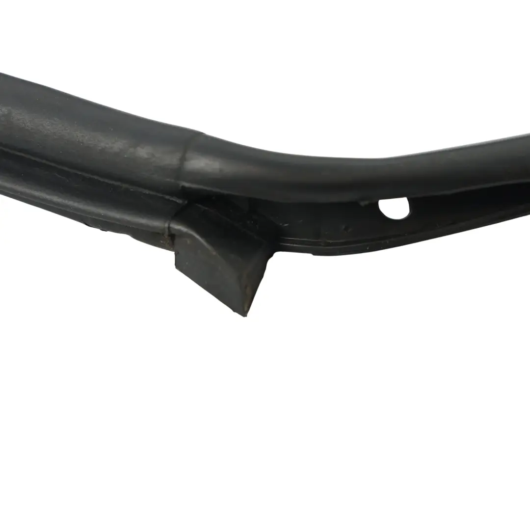 Sedán Junta Puerta Trasera Derecha Marco Negro para Mercedes W211 con número de pieza A2117300278 Mercedes W211 Sedán Junta Puerta Trasera Derecha Marco Negro - SKU A2117300278-1 - Número de pieza A2117300278