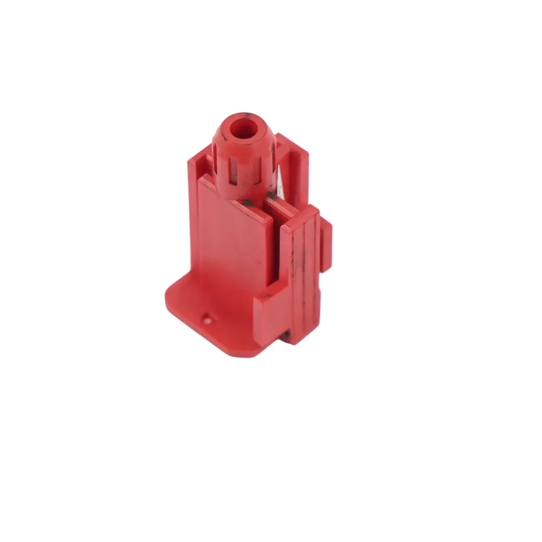 Base Batteria Polo Positivo per Mercedes W212 con numero di parte A2127270114 Mercedes W212 Base Batteria Polo Positivo - SKU A2127270114 - Numero di parte A2127270114
