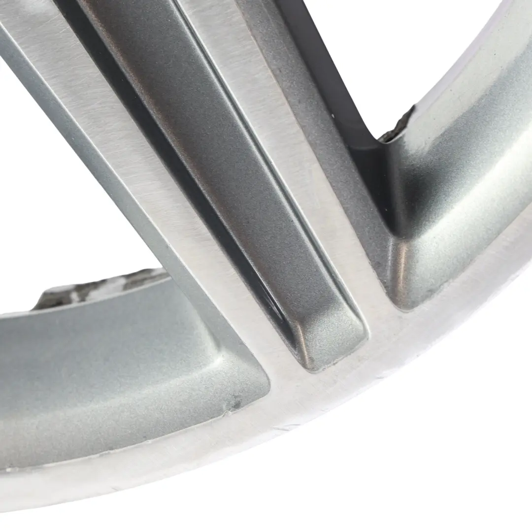 Cerchio Lega Posteriore 18" 9.5J ET:28 5 Razze per Mercedes CLS C219 AMG con numero di parte A2194011802 Mercedes CLS C219 AMG Cerchio Lega Posteriore 18" 9.5J ET:28 5 Razze - SKU A2194011802-2 - Numero di parte A2194011802