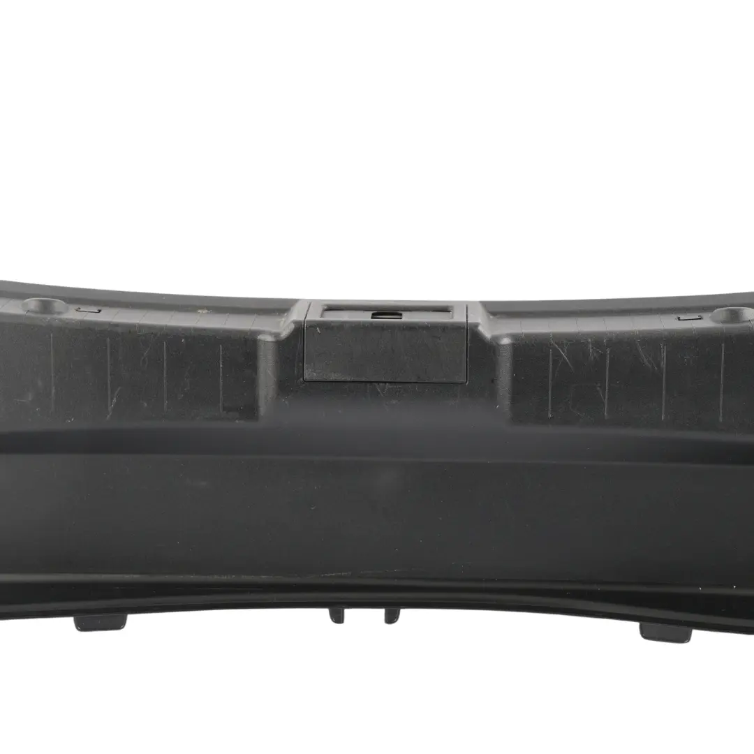 Pannello Copertura Serratura Bordo Bagagliaio per Mercedes C219 con numero di parte A2196930291 Mercedes C219 Pannello Copertura Serratura Bordo Bagagliaio - SKU A2196930291 - Numero di parte A2196930291