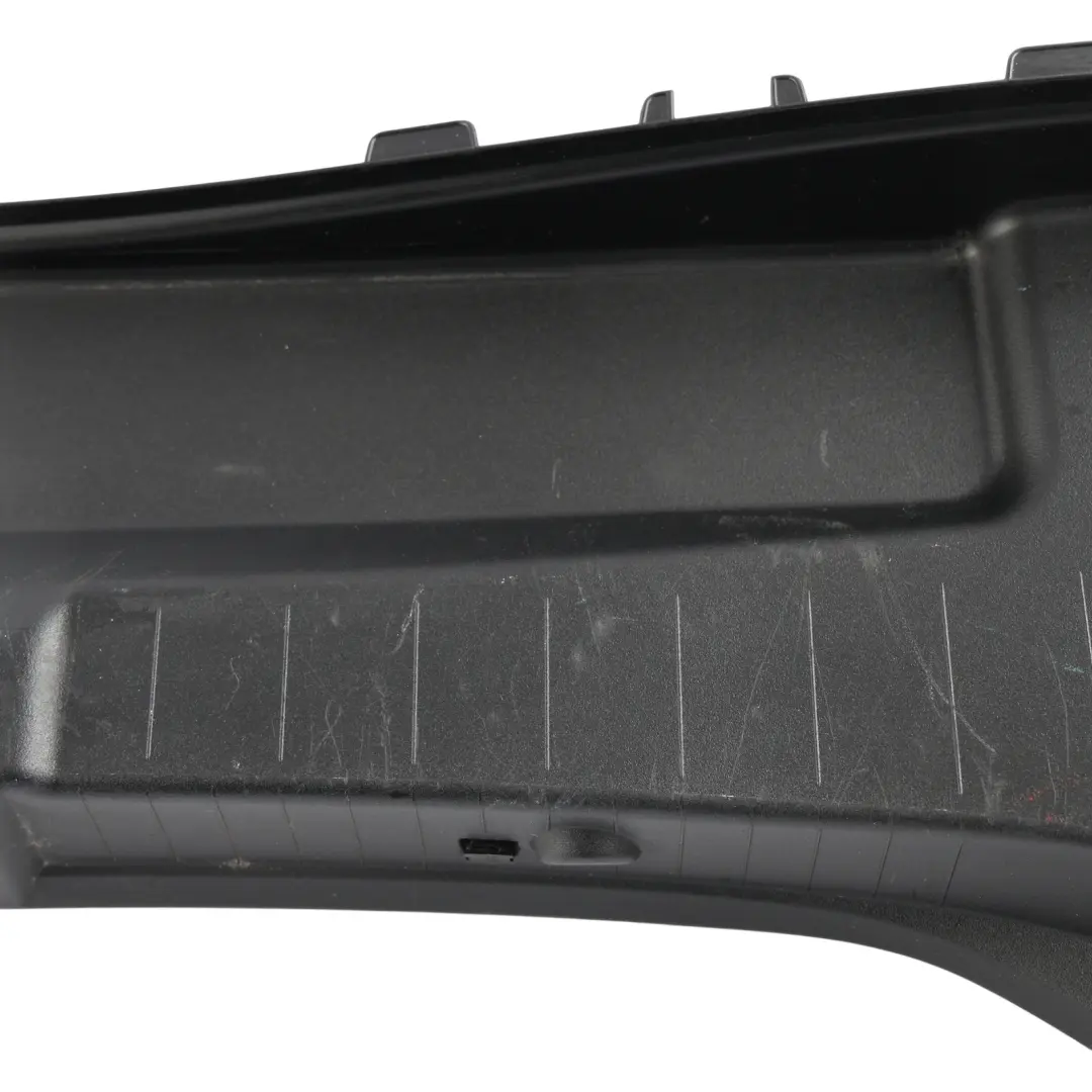 Panneau Couvercle Serrure Bord Coffre pour Mercedes C219 à propos du numéro de pièce A2196930291 Mercedes C219 Panneau Couvercle Serrure Bord Coffre - SKU A2196930291 - Numéro de pièce A2196930291