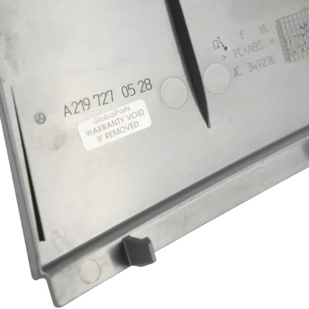 Mercedes C219 Panneau Garniture Porte Avant Noir Gauche - SKU A2197270528-2 - Numéro de pièce A2197270528
