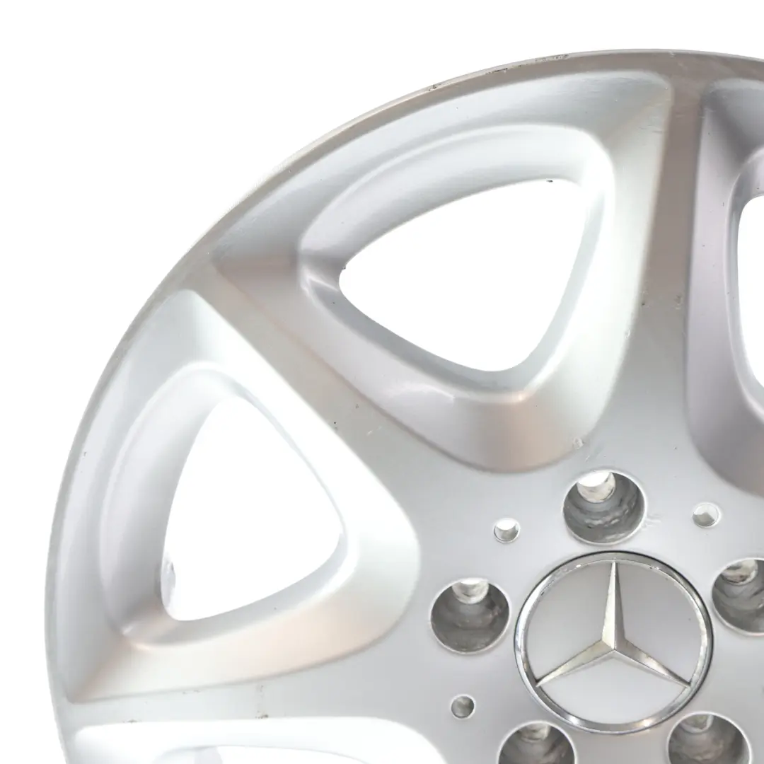 Felga Aluminiowa 16" do Mercedes W220 o numerze A2204012302 Mercedes W220 Felga Aluminiowa 16" - SKU A2204012302-1 - Numer Części A2204012302