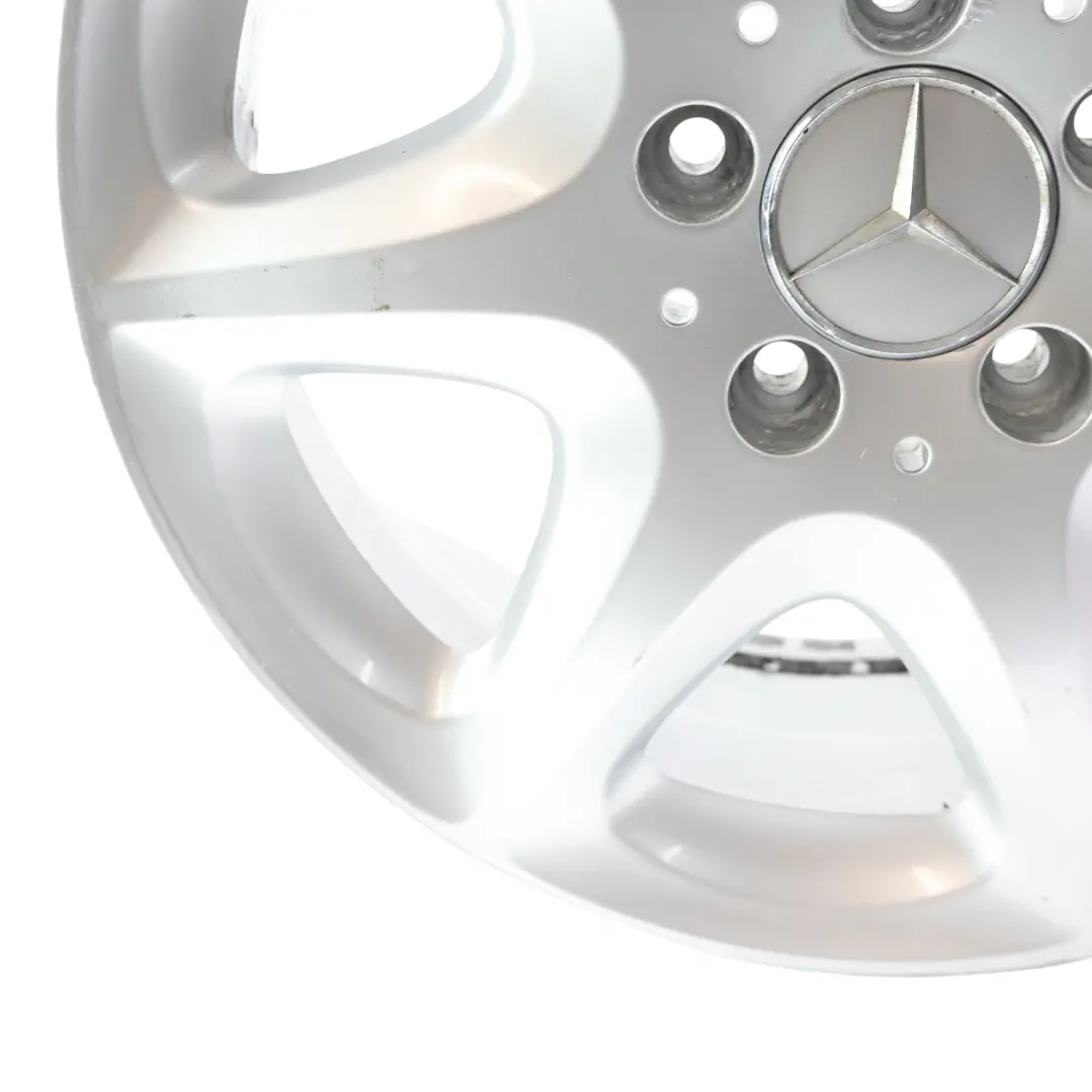 Leichtmetallfelge 7 Speichen Design 16" 7,5J ET:46 für Mercedes W220 mit Teilenummer A2204012302 Mercedes W220 Leichtmetallfelge 7 Speichen Design 16" 7,5J ET:46 - SKU A2204012302-1 - Teilenummer A2204012302