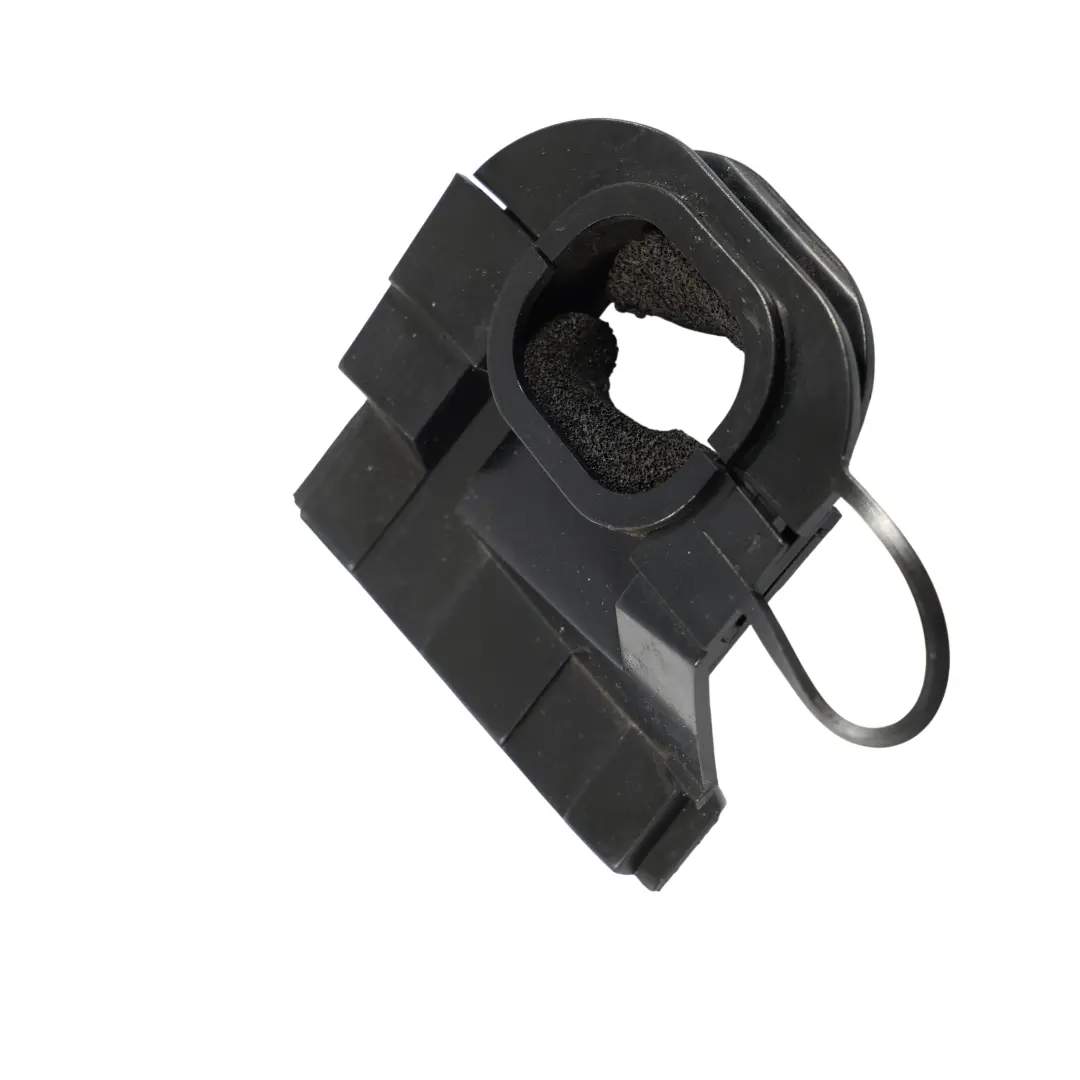 Canalina Cablaggio Motore Destra per Mercedes W220 con numero di parte A2205460037 Mercedes W220 Canalina Cablaggio Motore Destra - SKU A2205460037 - Numero di parte A2205460037