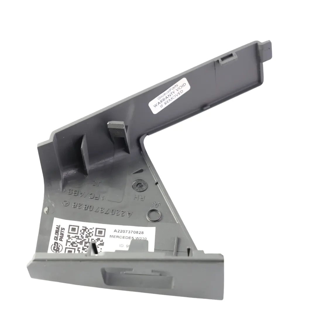 Mercedes W220 Tylna Prawa Osłona Przełącznika Szyby - SKU A2207370828 - Numer Części A2207370828