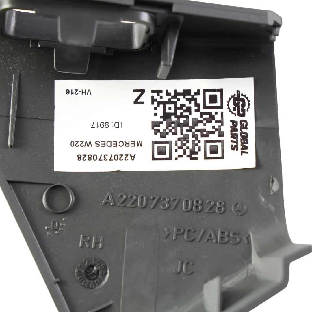Mercedes W220 Marco Interruptor Ventana Cubierta Trasero Derecho - SKU A2207370828 - Número de pieza A2207370828