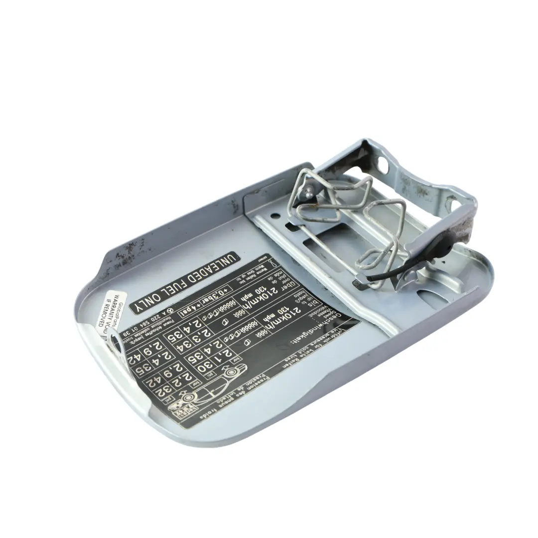 Tankdeckel Klappe Abdeckung Chalcedon Blau Metallic 347 für Mercedes W220 mit Teilenummer A2207500006 Mercedes W220 Tankdeckel Klappe Abdeckung Chalcedon Blau Metallic 347 - SKU A2207500006-CHB - Teilenummer A2207500006
