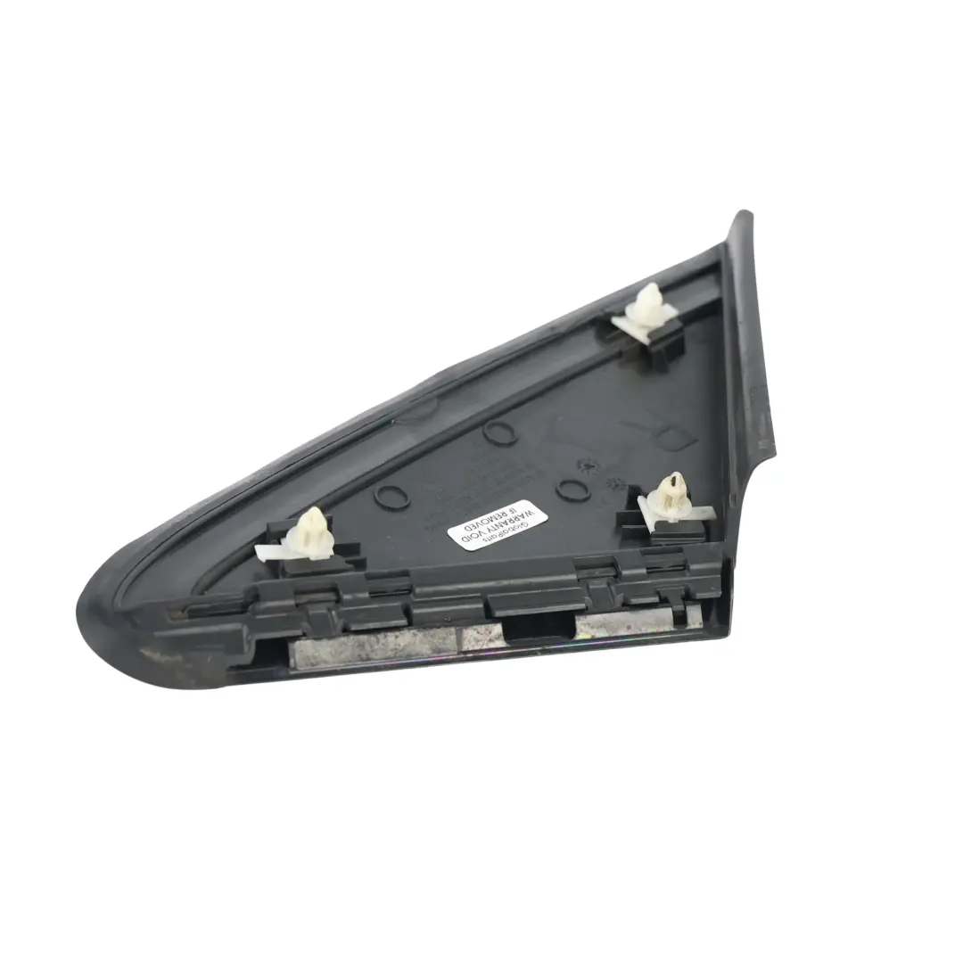 Mercedes W246 Couvre Triangle Rétroviseur Avant Droit - SKU A2466902087 - Numéro de pièce A2466902087