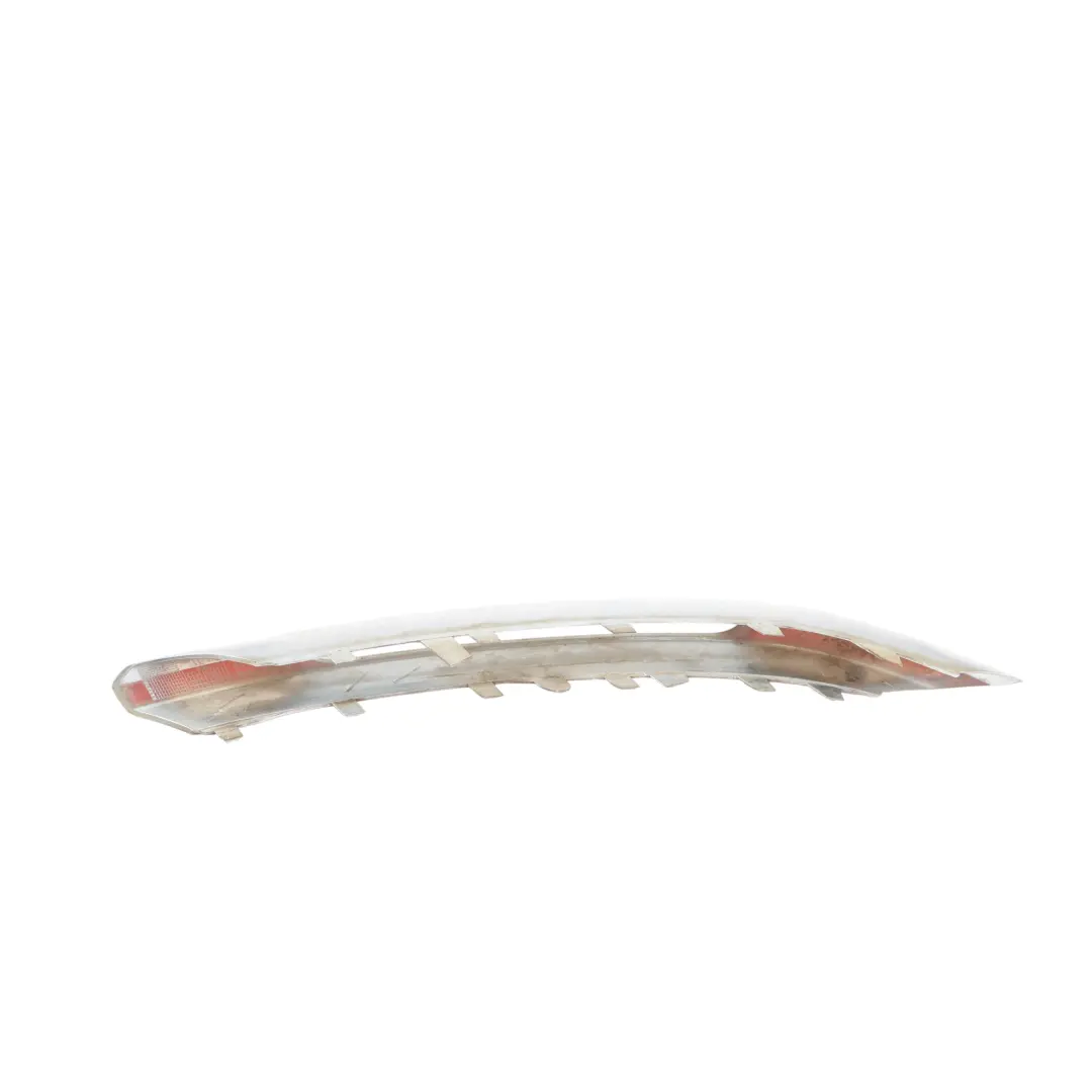 Modanatura Luce Paraurti Anteriore Sinistra Cromato per Mercedes W246 con numero di parte A2468850474 Mercedes W246 Modanatura Luce Paraurti Anteriore Sinistra Cromato - SKU A2468850474 - Numero di parte A2468850474