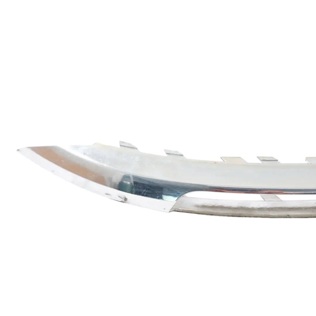 Garniture Feu de Jour Pare-Chocs Avant Droit Chrome pour Mercedes W246 à propos du numéro de pièce A2468850574 Mercedes W246 Garniture Feu de Jour Pare-Chocs Avant Droit Chrome - SKU A2468850574 - Numéro de pièce A2468850574