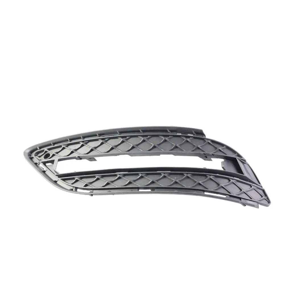Mercedes W246 Griglia Pannello Paraurti Anteriore Sinistra - SKU A2468850622 - Numero di parte A2468850622