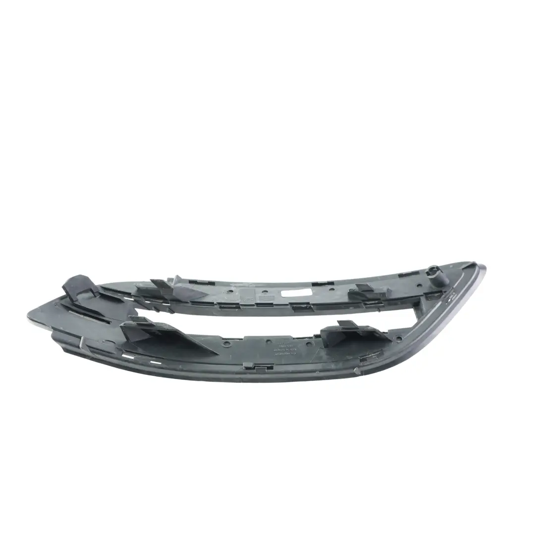 Mercedes W246 Moldura Panel Parachoques Delantero Rejilla Izquierda - SKU A2468850622 - Número de pieza A2468850622