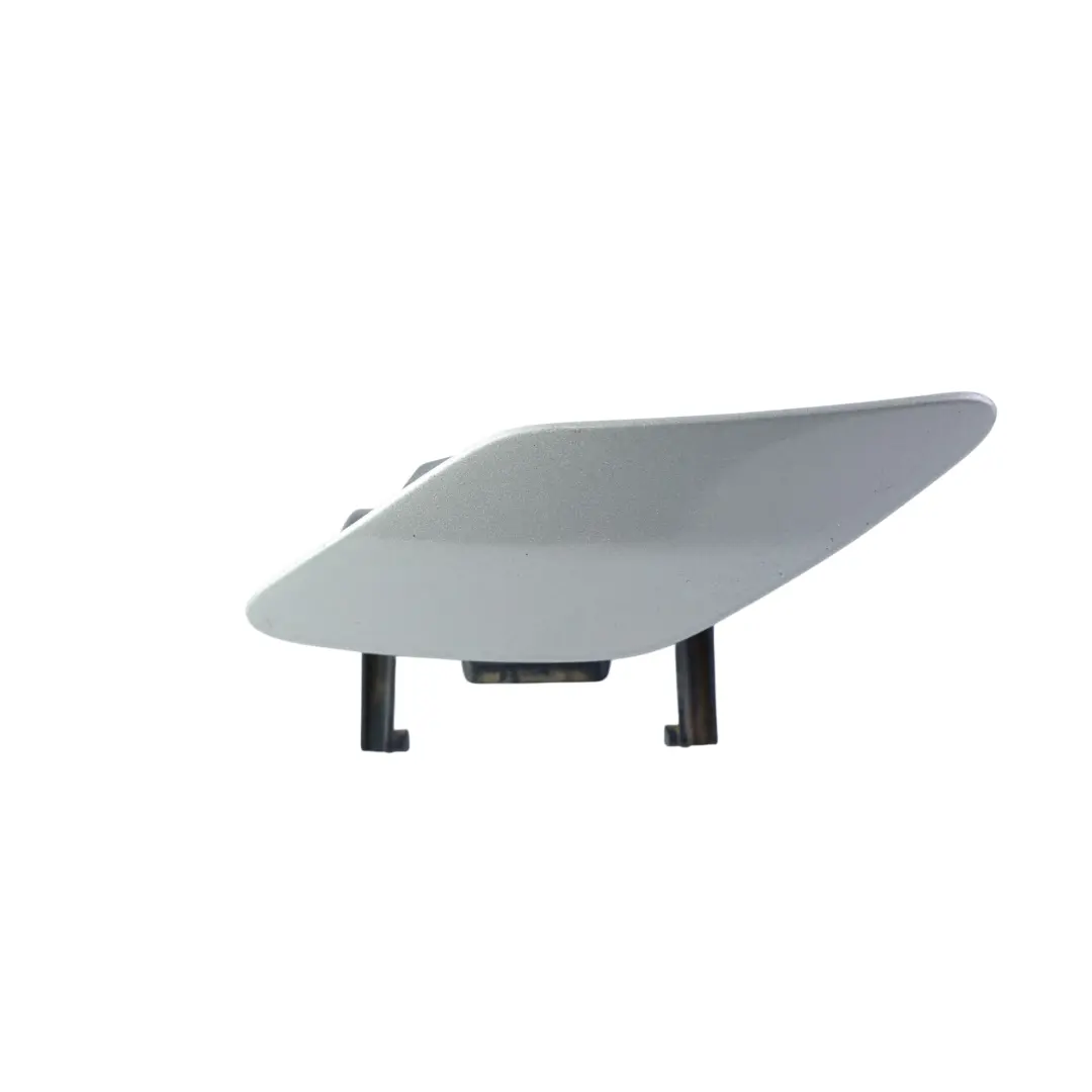 Copri Ugello Lavafaro Paraurti Sinistro Argento Polare per Mercedes W246 con numero di parte A2468850822 Mercedes W246 Copri Ugello Lavafaro Paraurti Sinistro Argento Polare - SKU A2468850822-PLS1 - Numero di parte A2468850822