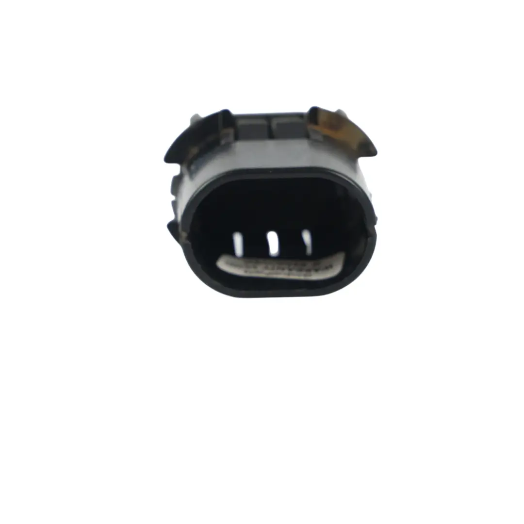 Uchwyt Mocowania Chłodnicy do Mercedes W166 W164 V251 W251 o numerze A2515040214 Mercedes W166 W164 V251 W251 Uchwyt Mocowania Chłodnicy - SKU A2515040214 - Numer Części A2515040214