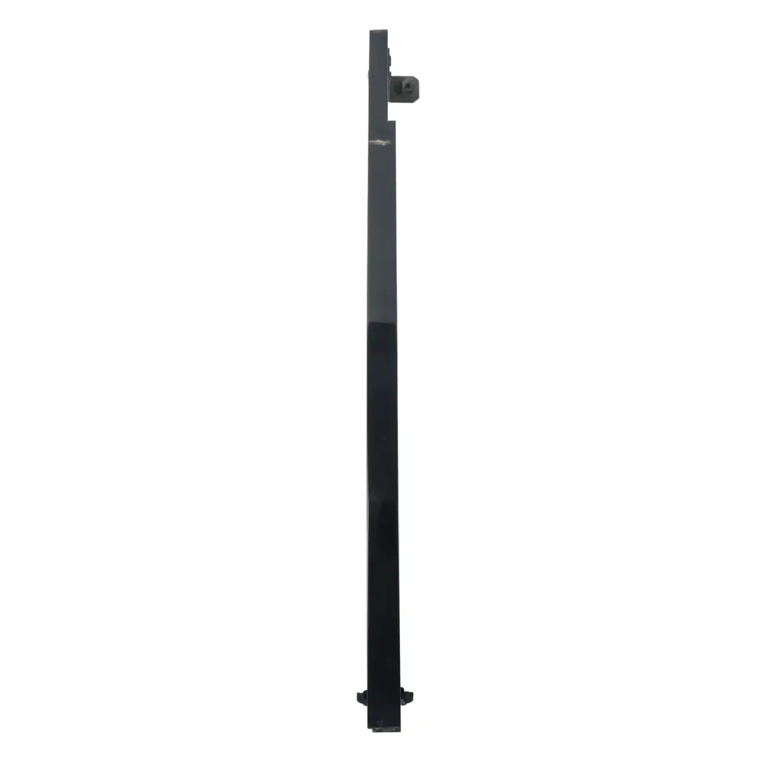 Moldura Ventana Puerta Trasera Derecha Negra para Mercedes W251 con número de pieza A2517300219 Mercedes W251 Moldura Ventana Puerta Trasera Derecha Negra - SKU A2517300219 - Número de pieza A2517300219