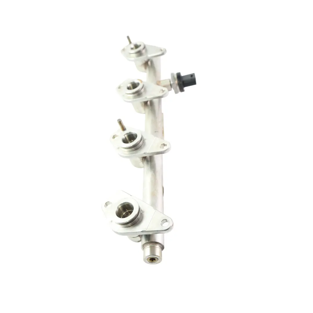 Mercedes W176 W204 C207 W212 OM270.910 Tubo Linea Rail Carburante - SKU A2700701595-1 - Numero di parte A2700701595